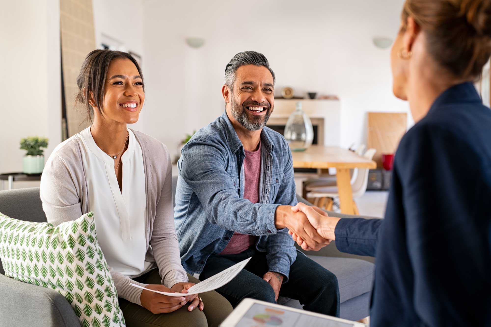 couple talking to a financial advisor